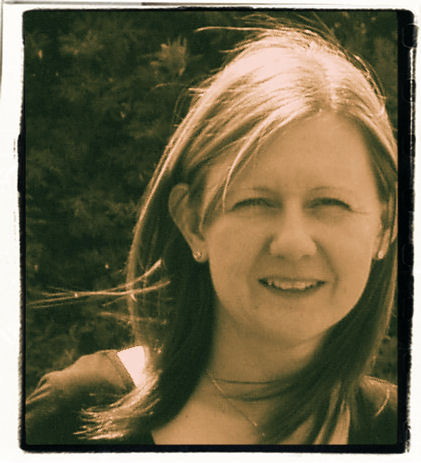 TracyMumford's profile picture. Mum to four, higher level teaching assistant and studying a degree. Love art, music, walking my dog Alfie. My love of Motogp, BSB and WSB inspires my painting.