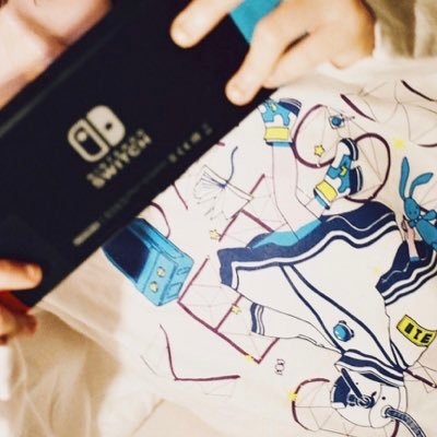 mikaduki_mine's profile picture. 酸欠少女さユり