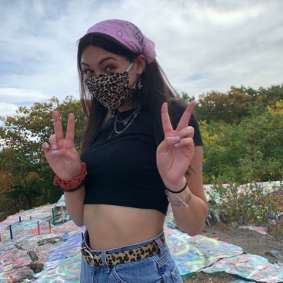 samRANThaa's profile picture. 🧃🐛