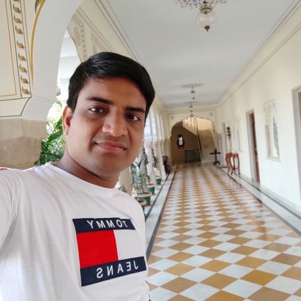 Prakash82523436's profile picture. 