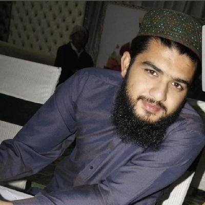 کِسی ایسے کے ساتھ رہو جو تمہارے ہُونے پہ رٙب کا شُکر ادا کرے 🥀