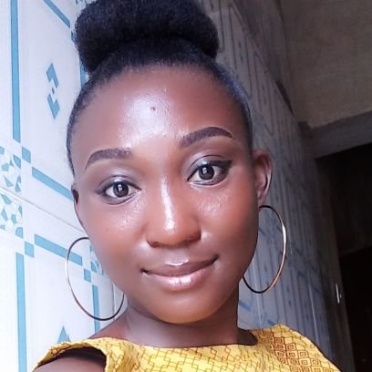 bakedbyOBED's profile picture. 😀 God's very own!
Educationist
Baking is 💯 fun!
Chelsea 💙💙💙