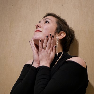 Canadian singer/songwriter with a folk-pop sound living in Halifax, NS (she/her) 
Follow the link to my latest music video! https://t.co/E9U1dQ0brY