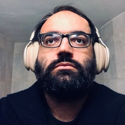 Creative director, game developer and sound artist. @beyond_hills