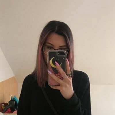 cementarymoon's profile picture. ☼ sagittarius ☾ scorpio ↑ aries |  ♡