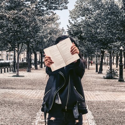 Bookstagrammeuse à ses heures perdues 🤓