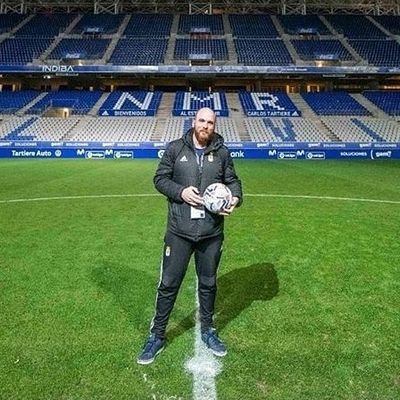 - Exspeaker del Real Oviedo y del Real Oviedo Vetusta. (2014-2020)
- Dueño de @bartheguild.
- Locutor de radio.
- Ingeniero Técnico de Telecomunicaciones