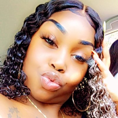 I love To Sing 🎤 , I’m A Lovable Person I’m In A Relationship With The Love Of My Life ❤️ I’m A Hard Working Woman Who’s ALWAYS CHASING A BAG💰💵 😎