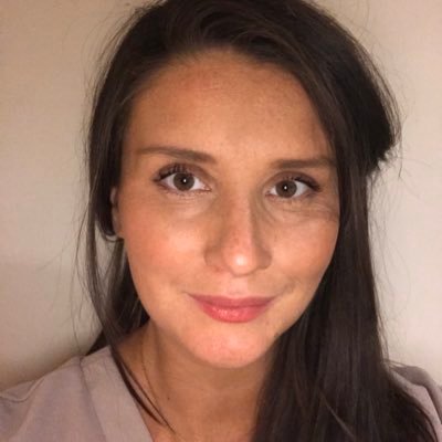 floracrowe's profile picture. We all start as strangers....