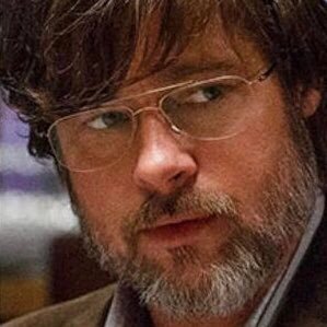 heejfam's profile picture. 