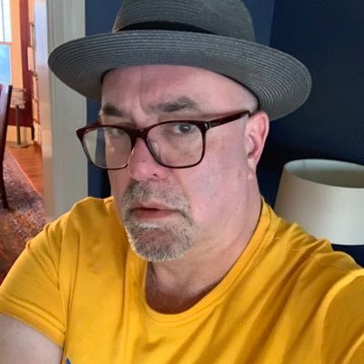 I'm doing cloud strategy, migration & implementation, past was online music, corporate tech, mobile apps, web apps, non-profit, artist management, &more!