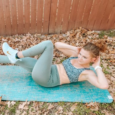 AbbieScharbach's profile picture. I teach moms how to create a balanced, active, nutritious and mentally healthy lifestyle that is sustainable.  DM to work with me