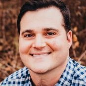 Interests: sales, psychology, leadership, economics, nutrition, medicine, biotechnology, sports, bass fishing. Sales Manager, lIllini and Gies MBA alum