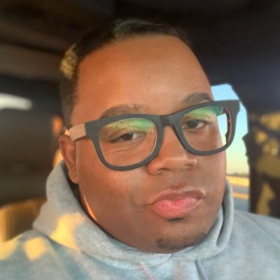 realpeytonhaley's profile picture. Singer • Musician • Horse Lover • God Fearer • Traveler • Berklee • Bama • 👌🏽 • Music • Roller Skating • Sarcastic • Background Singer • ROLL TIDE!