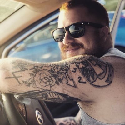 Luke1994Turner's profile picture. 🍕 🍺 💪🏻 ✌🏻