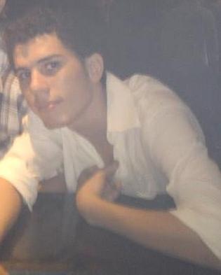 fernandoem140's profile picture. I have no idea what I am talking about. I am trapped in this body and can't get out