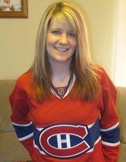 amanda_j32's profile picture. She/her. Mom, wife, Immersion Math teacher, U of R grad, drag racer, hockey fan