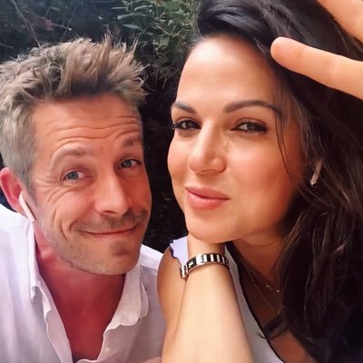 LanaParrilla/SeanMaguire OnceUponATime/OutlawQueen/EvilRegal/Hoodie