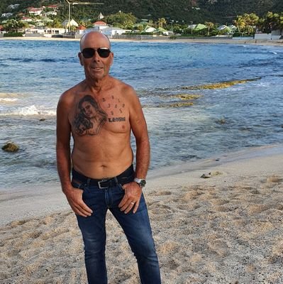 LoureiroAgosti1's profile picture. tranquilo e carinhoso