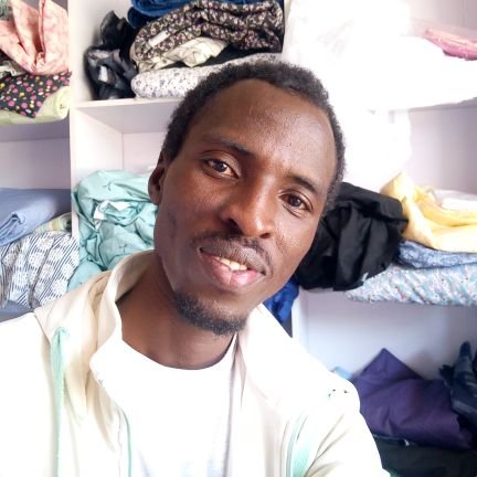 JauroEditor's profile picture. Dan fulani