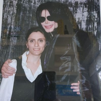 My name is Daniela and I am italian painter. I support Michael Jackson because he is innocent. If you don't agree with me don't follow me, please.