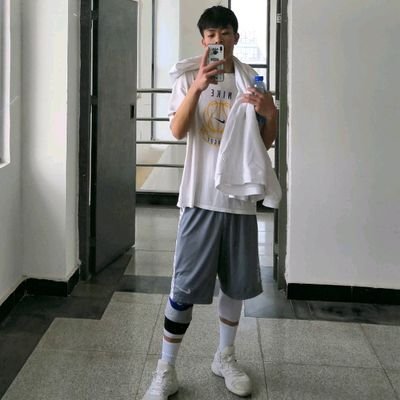 SM
爷的胯下是你们的天堂
在郑州,不意淫,只现实
可以加V z15538195690
我是S. 只找奴,推特视频均为本人所玩的奴,全部原创,希望大家喜欢,多多支持,想被调教的可以加我微信,道明来意!加我不能现实玩的不要加,尽量是当时加,当天可以玩的,本人时间相对自由,谢谢!