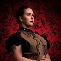 Dr. Lynne Sargent - @World Fantasy! (@samlynnes) 's Twitter Profile