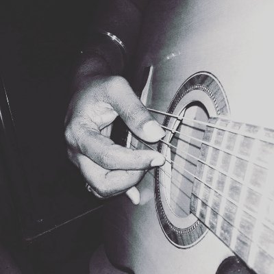 உள்ளுவதெல்லாம் உயர்வுள்ளல்✌️
Music Lover🎸
Ignore Negativity...
Make A Wish-Take A Chance-Make A Change.