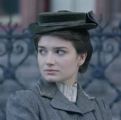 femaledctective's profile picture. ⟨ belle époque ⁄ glasgow lady ⁄ detective ⟩ ⋄┊she was like the sea, calm but deep... ❝ I am no longer afraid, the truth doesn't terrified me. ❞ ⋄┊bloomer girl