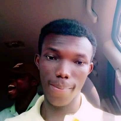 PeterPa15765828's profile picture. let it be