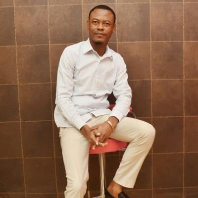 Francis09912782's profile picture. 