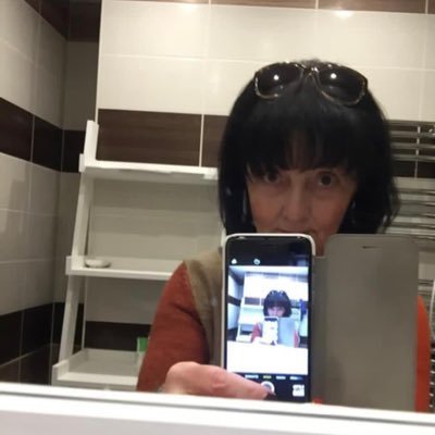 MullerovaHana's profile picture. 