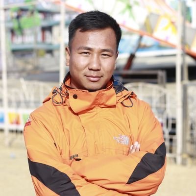 saruakhil's profile picture. 