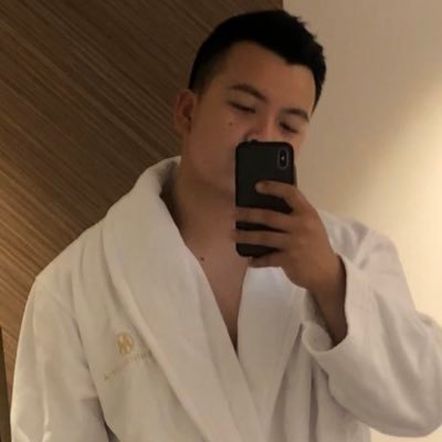 OhhMyyLloydd's profile picture. Alive. 𝕌𝕊𝔸𝔽 ✈️🇺🇸