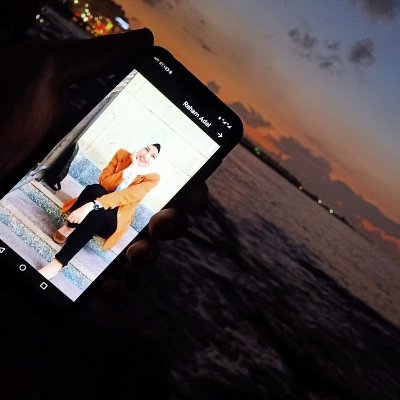 M7md ❤️
بكرة بيخلص هالكابوس وبدل الشمس بتضوي شموس🧡 🌸❤