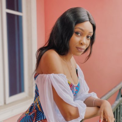 lovliequeen's profile picture. Realist