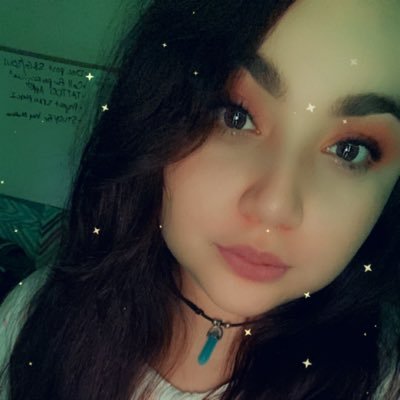 🏳️🌈 MU ‘20 💛💙 Proud Latina 🇲🇽 Singer 🎤 Dancer 💃🏽 Writer 📝 Future Lawyer ⚖️ 🌙ΛΘΑ ‘R’🌴 Soup Enthusiast 🍲