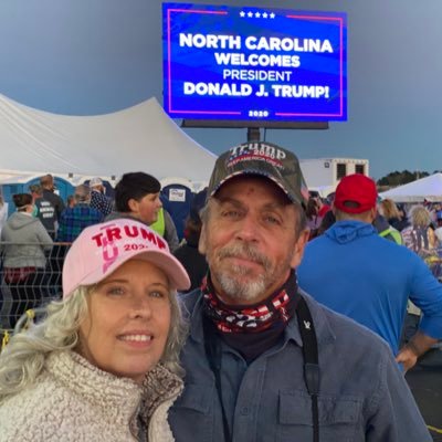 LeighBu25203121's profile picture. 