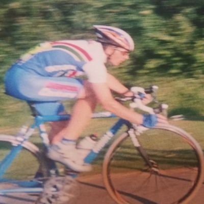 (New twitter account) Ex road racing cyclist, winner of a few UK criteriums, big cycling fan and new to twitter