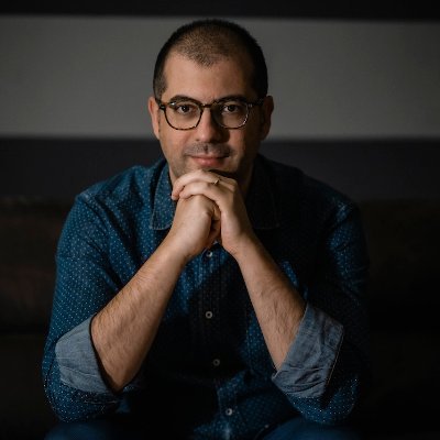 Senior full-stack developer freelance, musician, minimalist