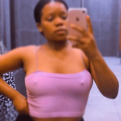 Poppy_Mpongwana's profile picture. SIMPLY ME🐬