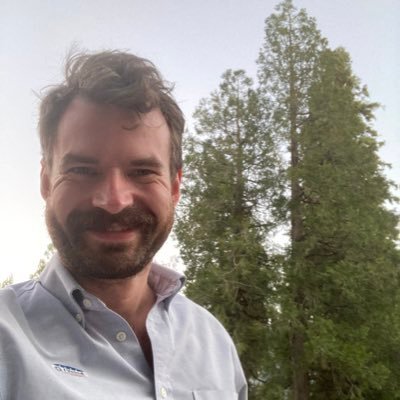 jacksonwpitts's profile picture. Physicist, expressive-type. I never mix up “left” and “right”. I sometimes mix up “older” and “younger”.