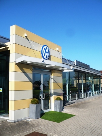 Wij willen de berijders van kleine dieselmotor (zoals de Bluemotion's en Greenline's) bewuster om laten gaan met het brandstofverbruik.
