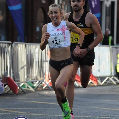 Running mummy! Started at 30. 1500 4.32 3000m 9.43 5k 16.36 5 Mile 27:45 10k 33.35 Half 75.05 SAYSKY runner