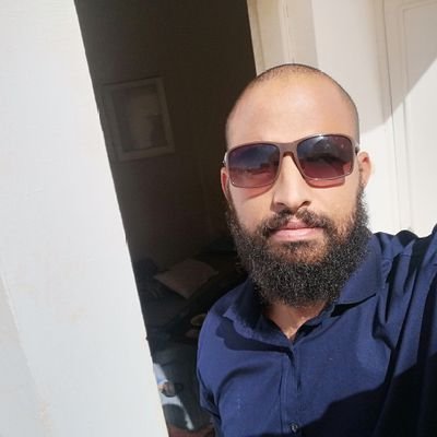 hcE1kDxlk9jBBqp's profile picture. 