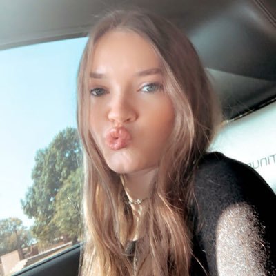 RaeganRobinson3's profile picture. 