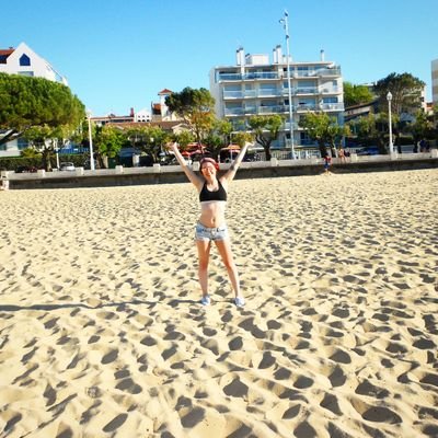 andresharon71's profile picture. ☆ 23 ans 🎀
☆ Blogueuse depuis 2011 ✒
☆ Tatouée ♉
☆ Fan de rock et de pistaches 🎸