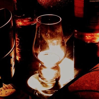 At first glance the LWM is an informal whisky collective.
IG: @thewhiskymachine
All scores are anonymous and randomised, to protect the innocent.