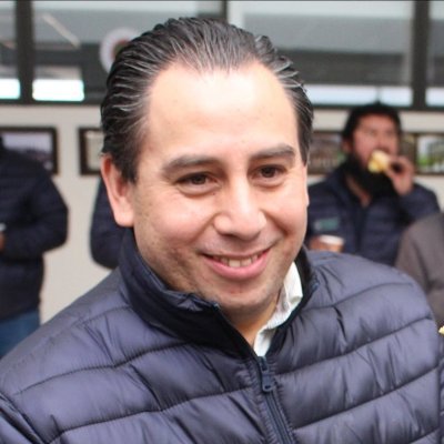 Originario de Hidalgo México, seguidor de la tecnología y desarrollador de Aplicaciones .Net