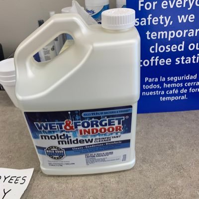 HilligasMatthew's profile picture. Bald DJ for Christian wedding group